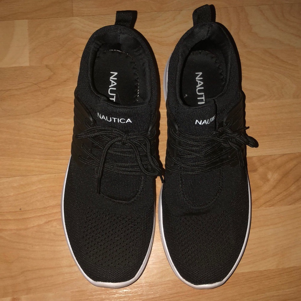 nautica black sneaker